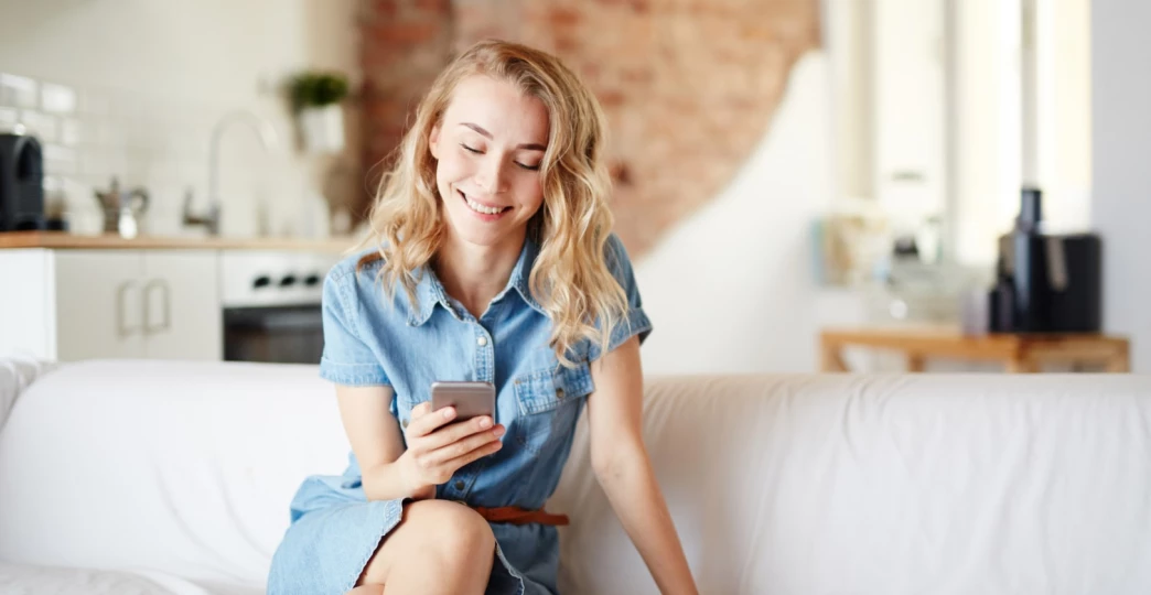 young girl messaging