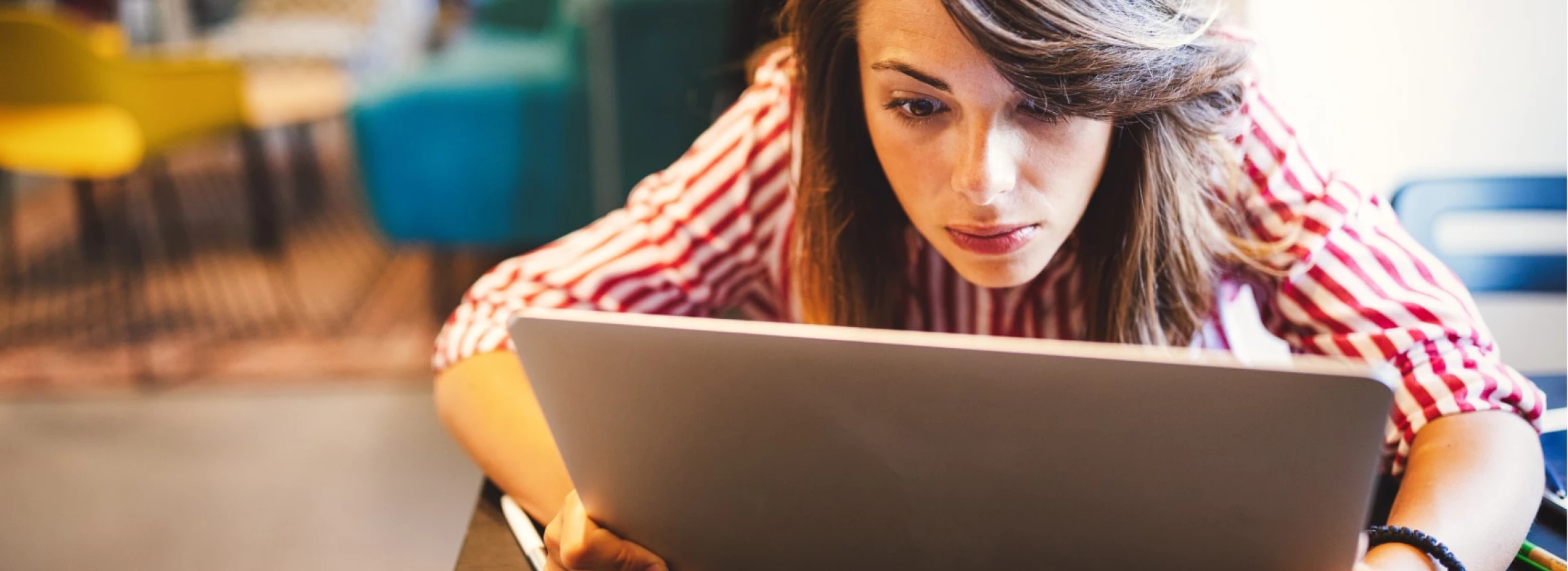 student woman finding it difficult at study and comprehend school tasks