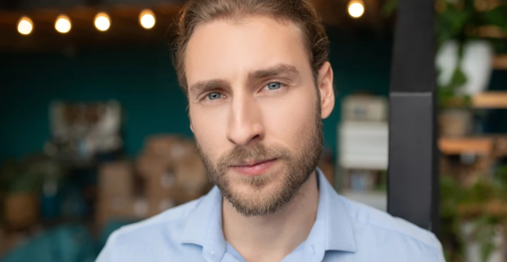 1-handsome-gray-eyed-man-wearing-shirt-feeling-self-confidence
